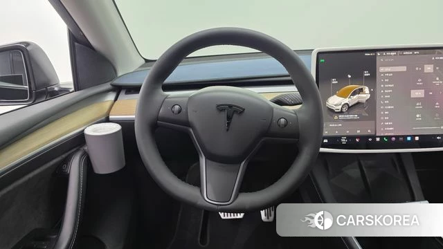 Tesla Model Y 2023 Белый из Кореи, фото 4