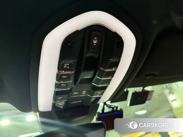 Porsche Macan 2023 Серый из Кореи, фото 4