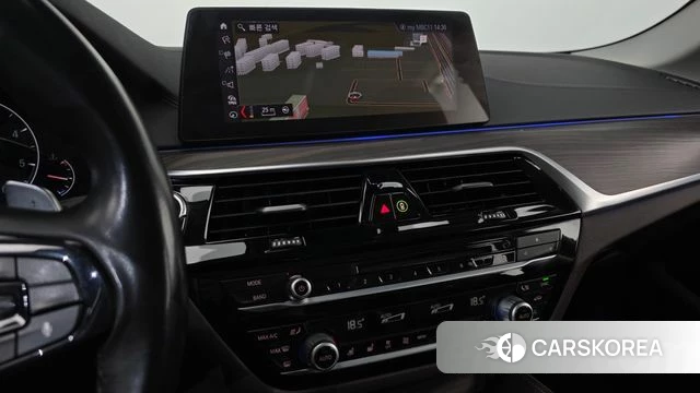 BMW 5 Series (G30) 2019 Серый из Кореи, фото 4