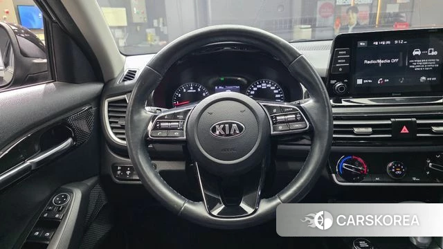 Kia Seltos 2020 Черный из Кореи, фото 4