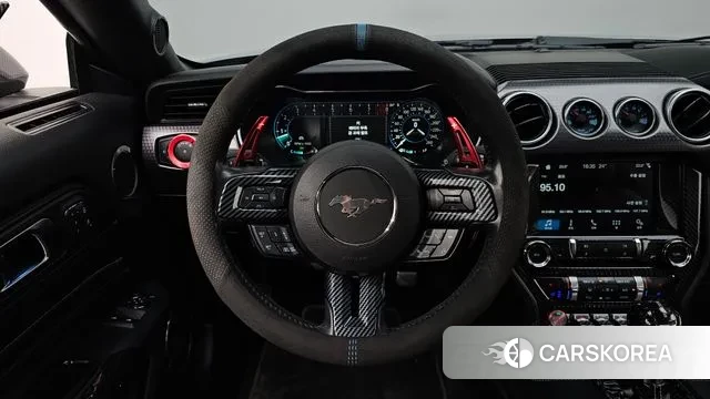 Ford Mustang 2018 Серебристо-серый из Кореи, фото 4