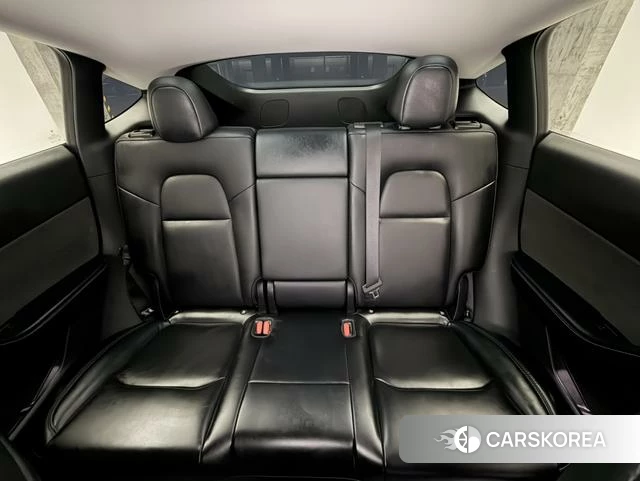 Tesla Model Y 2023 Темно-серый из Китая, фото 4