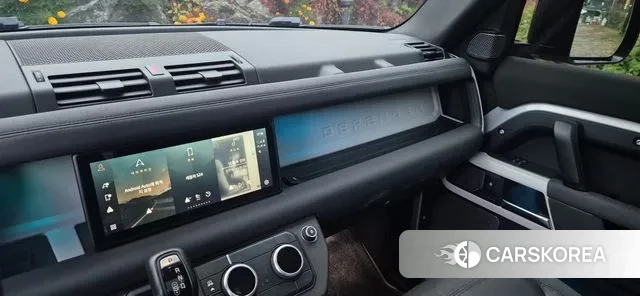 Land Rover Defender (L663) 2020 Серебряный из Кореи, фото 4