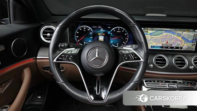 Mercedes-Benz E-Class W213 2022 Черный из Кореи, фото 4