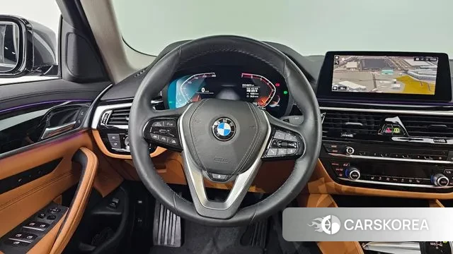 BMW 5 Series (G30) id 2886492 из Кореи 4