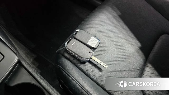 Kia Sportage 5th Generation 2023 Черный из Кореи, фото 4