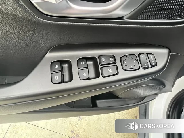 Hyundai The New Kona 2021 Белый из Кореи, фото 4