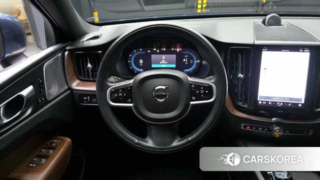 Volvo XC60 second Generation 2022 Синий из Кореи, фото 4