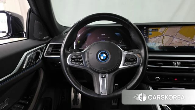BMW i4 2023 Черный из Кореи, фото 4