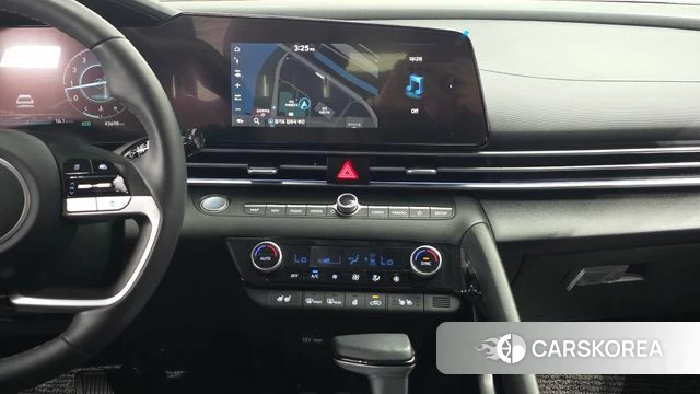 Hyundai The New Avante (CN7) 2024 Черный из Кореи, фото 4