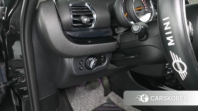 Mini Cooper Clubman 2019 Черный из Кореи, фото 4