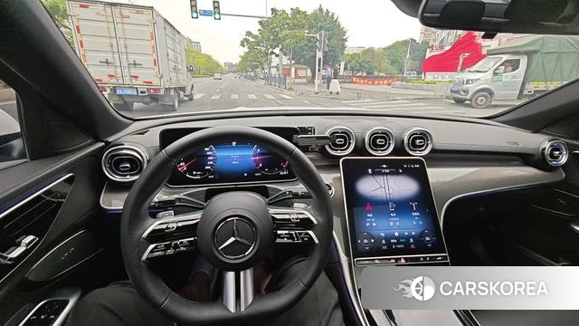 Mercedes-Benz Class C 2023 Белый из Китая, фото 4