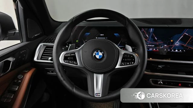BMW X7 (G07) 2024 Белый из Кореи, фото 4