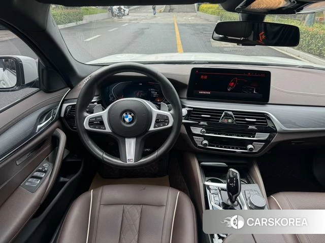BMW 5 series 2021 Белый из Китая, фото 4