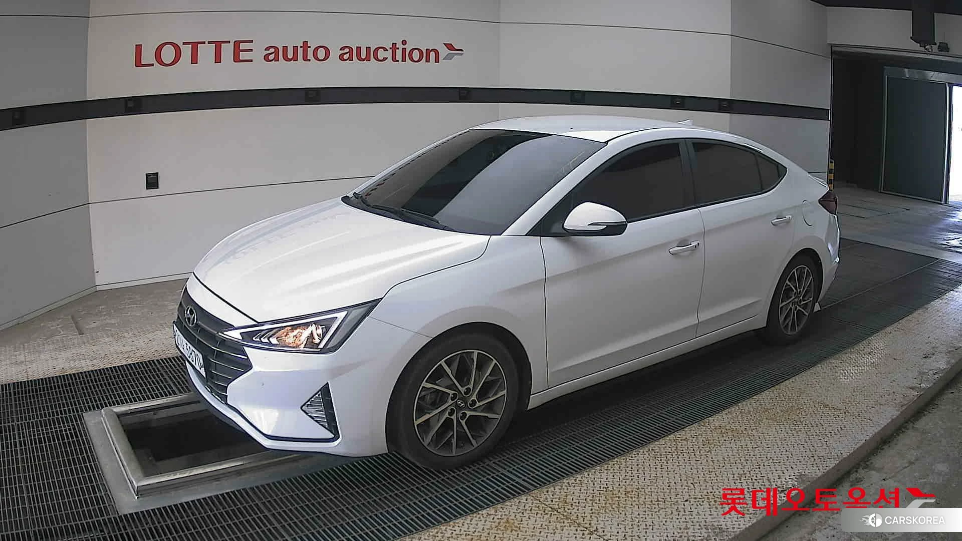 Hyundai Avante 2020 Белый из Кореи, фото 4