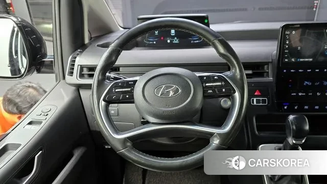 Hyundai Staria 2022 Черный из Кореи, фото 4