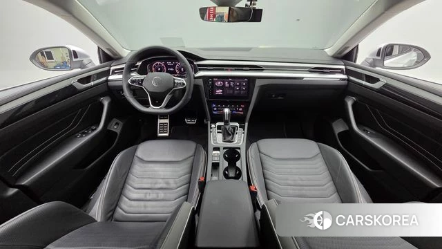 Volkswagen Arteon 2022 Белый из Кореи, фото 4