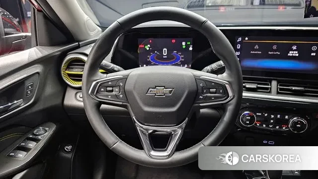 Chevrolet (GM Daewoo) Trax Crossover 2023 Красный из Кореи, фото 4