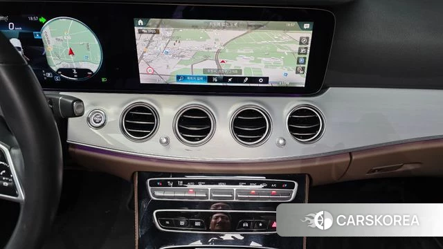 Mercedes-Benz E-Class W213 2021 Белый из Кореи, фото 4