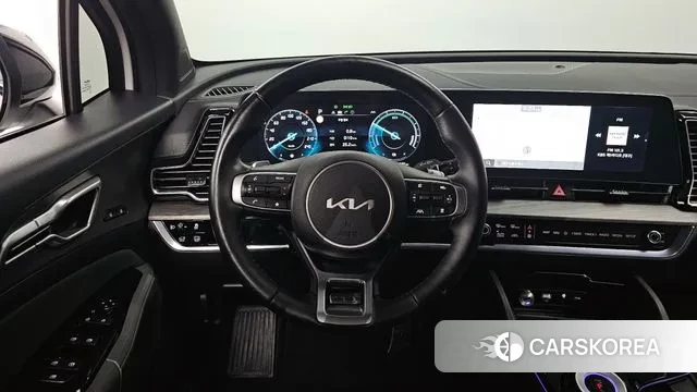 Kia Sportage 5th Generation Hybrid 2023 Белый из Кореи, фото 4