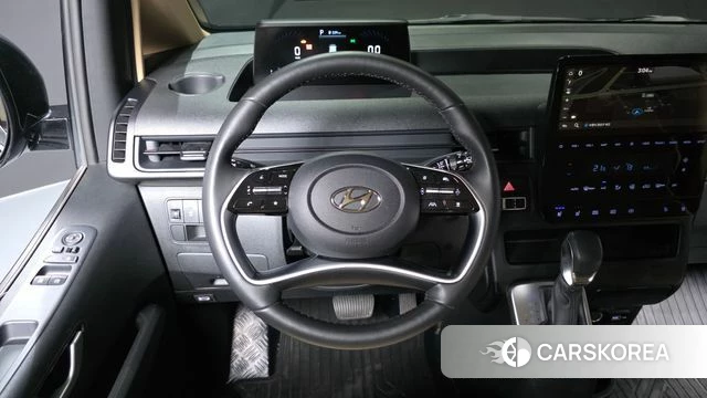 Hyundai Staria 2023 Серый из Кореи, фото 4