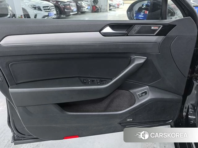 Volkswagen Magotan 2019 Черный из Китая, фото 4