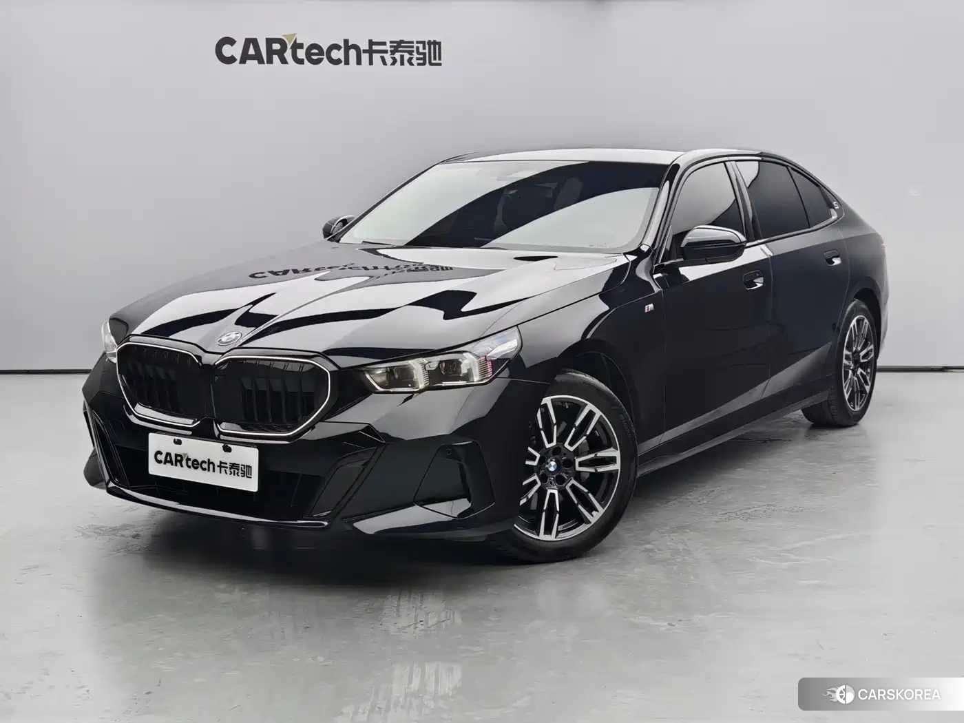 BMW 5 series 2025 Черный из Китая, фото 4