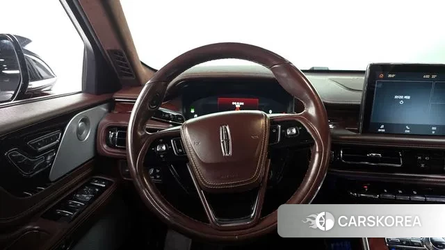Lincoln Aviator 2nd generation 2020 Красный из Кореи, фото 4