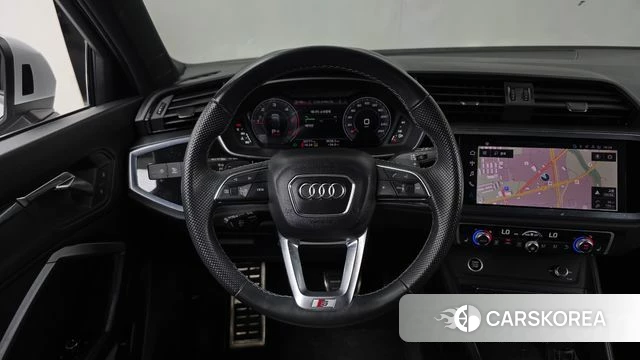 Audi Q3 (F3) 2024 Белый из Кореи, фото 4