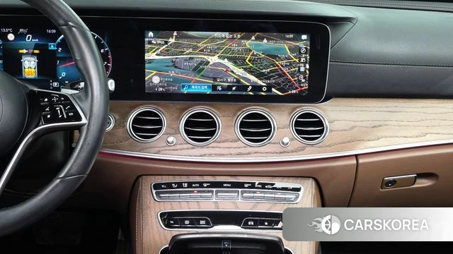 Mercedes-Benz E-Class W213 2022 Синий из Кореи, фото 4