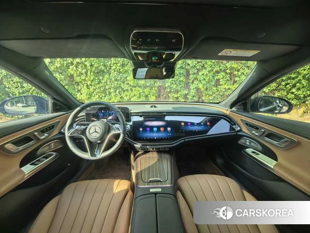 Mercedes-Benz E-class 2024 Черный из Китая, фото 4