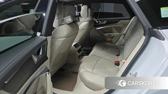 Audi A7 (4K) 2020 Белый из Кореи, фото 4