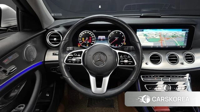 Mercedes-Benz E-Class W213 2019 Серебряный из Кореи, фото 4