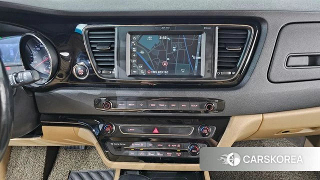 Kia The New Carnival 2019 Черный из Кореи, фото 4