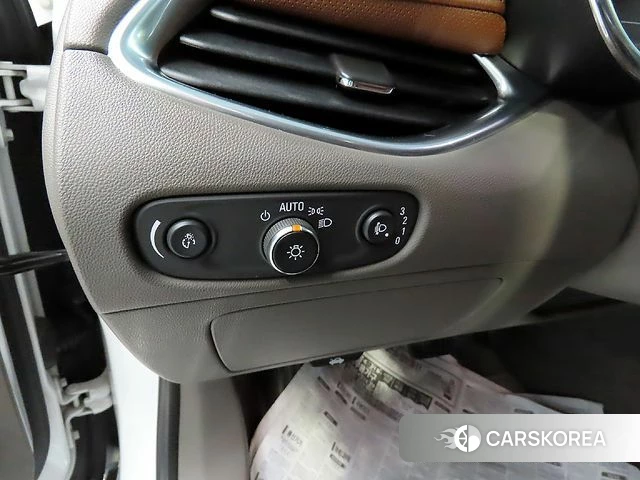 Chevrolet (GM Daewoo) All New Malibu 2018 Белый из Кореи, фото 4