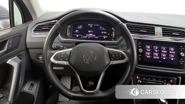 Volkswagen Tiguan second Generation 2021 Серый из Кореи, фото 4