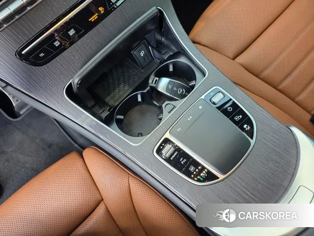 Mercedes-Benz GLC-Class X253 2023 Черный из Кореи, фото 4