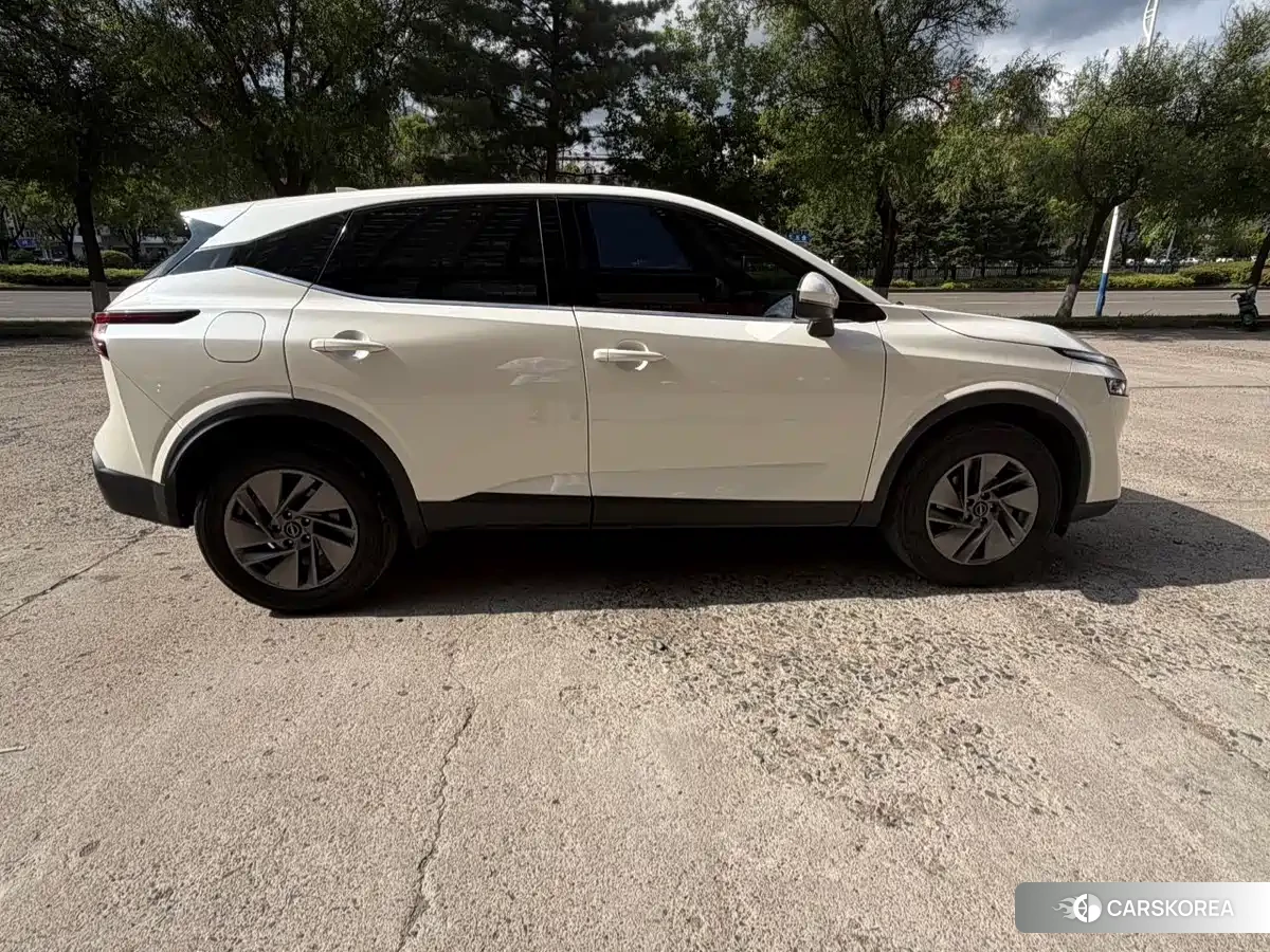 Nissan Qashqai 2023 Белый из Китая, фото 4