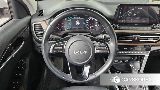 Kia Seltos 2021 Белый из Кореи, фото 4