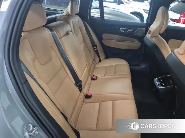 Volvo V60 Cross-Country 2nd Generation 2025 Серый из Кореи, фото 4