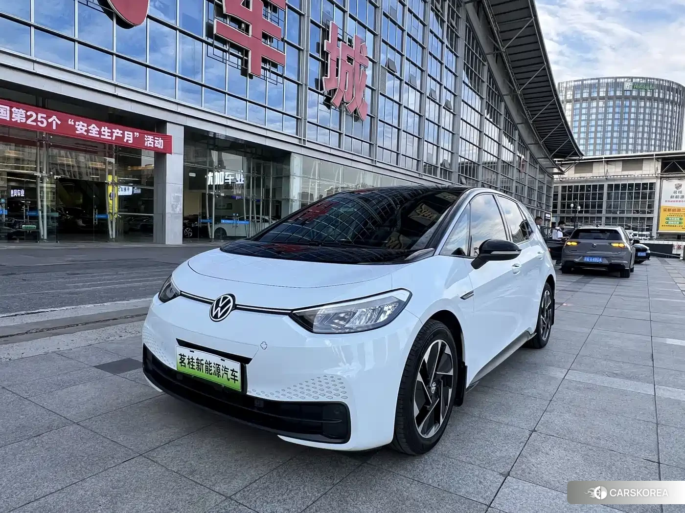 Volkswagen ID.3 2023 Белый из Китая, фото 4