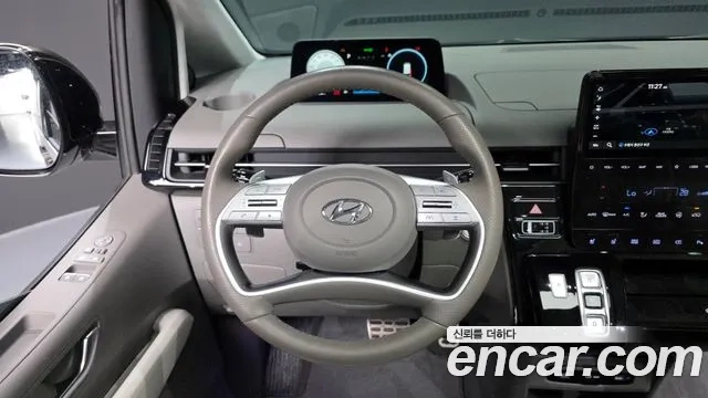 Hyundai Staria 2023 Белый из Кореи, фото 4