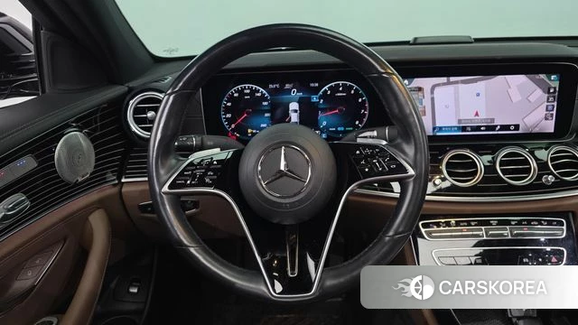 Mercedes-Benz E-Class W213 2021 Черный из Кореи, фото 4