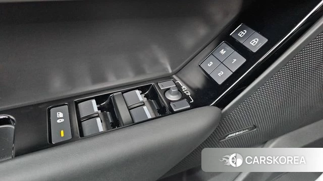 Land Rover Range Rover Velar 2024 Белый из Кореи, фото 4