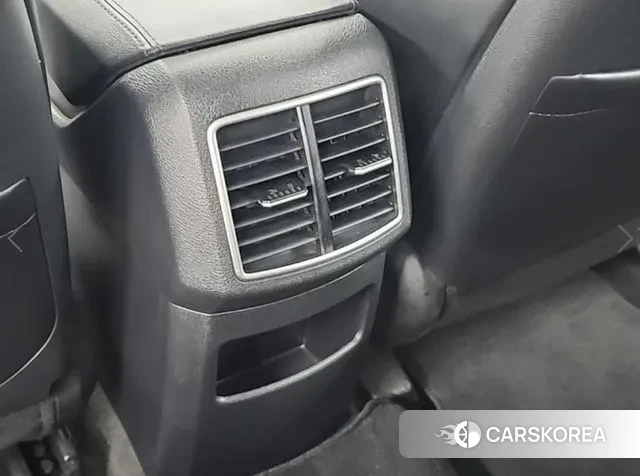 Kia Sportage 5th Generation 2023 Серебристо-серый из Кореи, фото 4