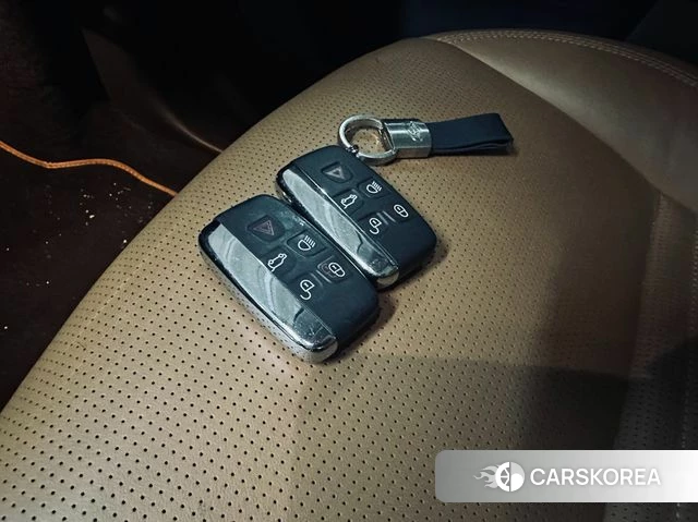 Land Rover Discovery Sports 2018 Белый из Кореи, фото 4