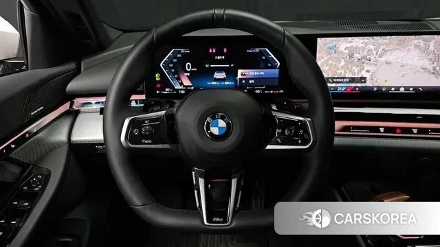 BMW 5 Series (G60) 2025 Белый из Кореи, фото 4