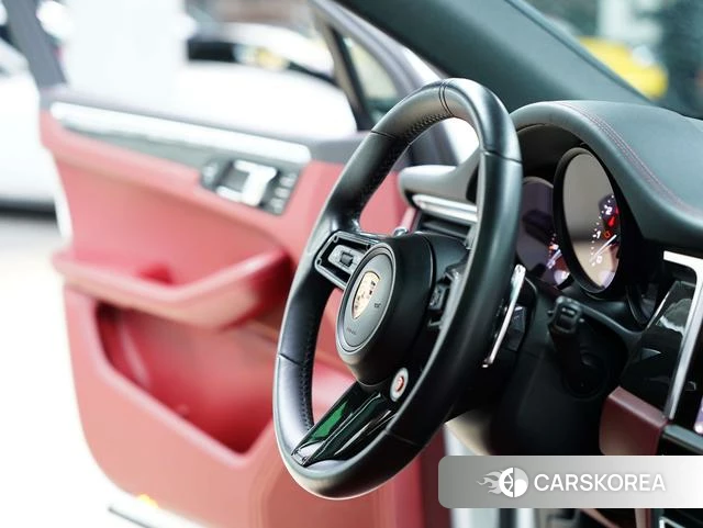 Porsche Macan 2022 Белый из Китая, фото 4