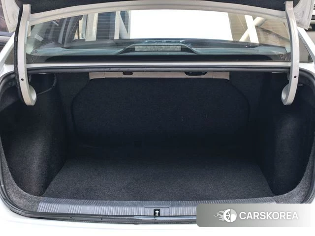 Volkswagen Bora 2021 Белый из Китая, фото 4