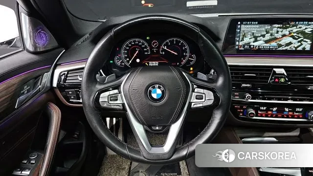 BMW 5 Series (G30) 2018 Белый из Кореи, фото 4